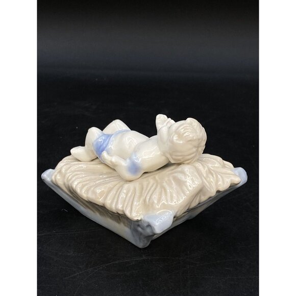 International Bazaar Pastel Nativity Baby Jesus Replacement Piece - Picture 2 of 7